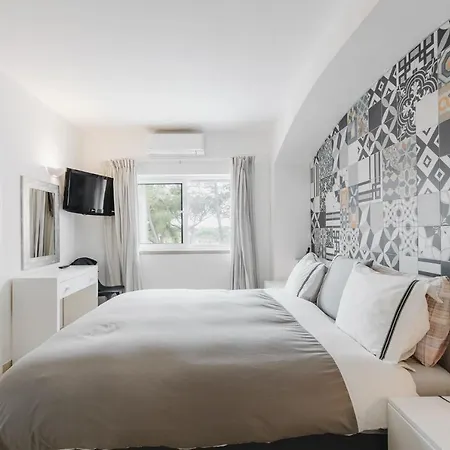 Dom wakacyjny Moradia Geminada Em Quinta Do Lago