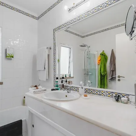 Ferienhaus Moradia Geminada Em Quinta Do Lago